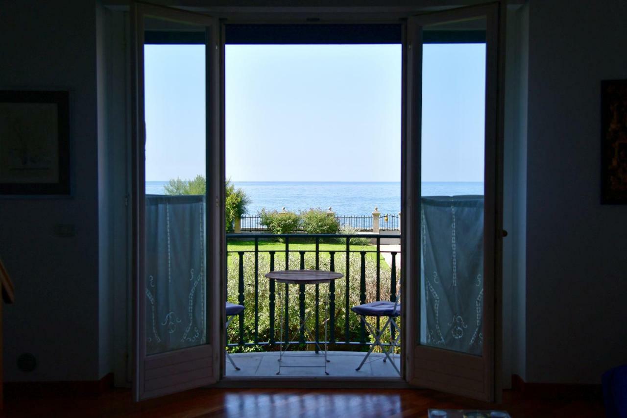 A.A.U.T Appartamento Villa Preli เคียวารี ภายนอก รูปภาพ